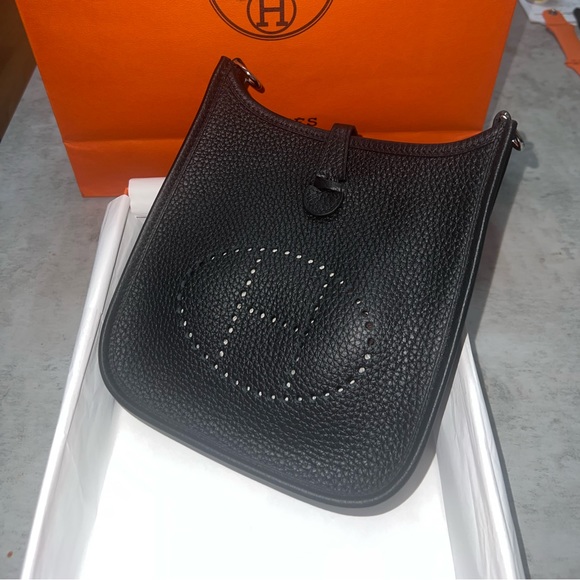 Hermes Evelyn TPM clemence Black - Picture 2 of 11